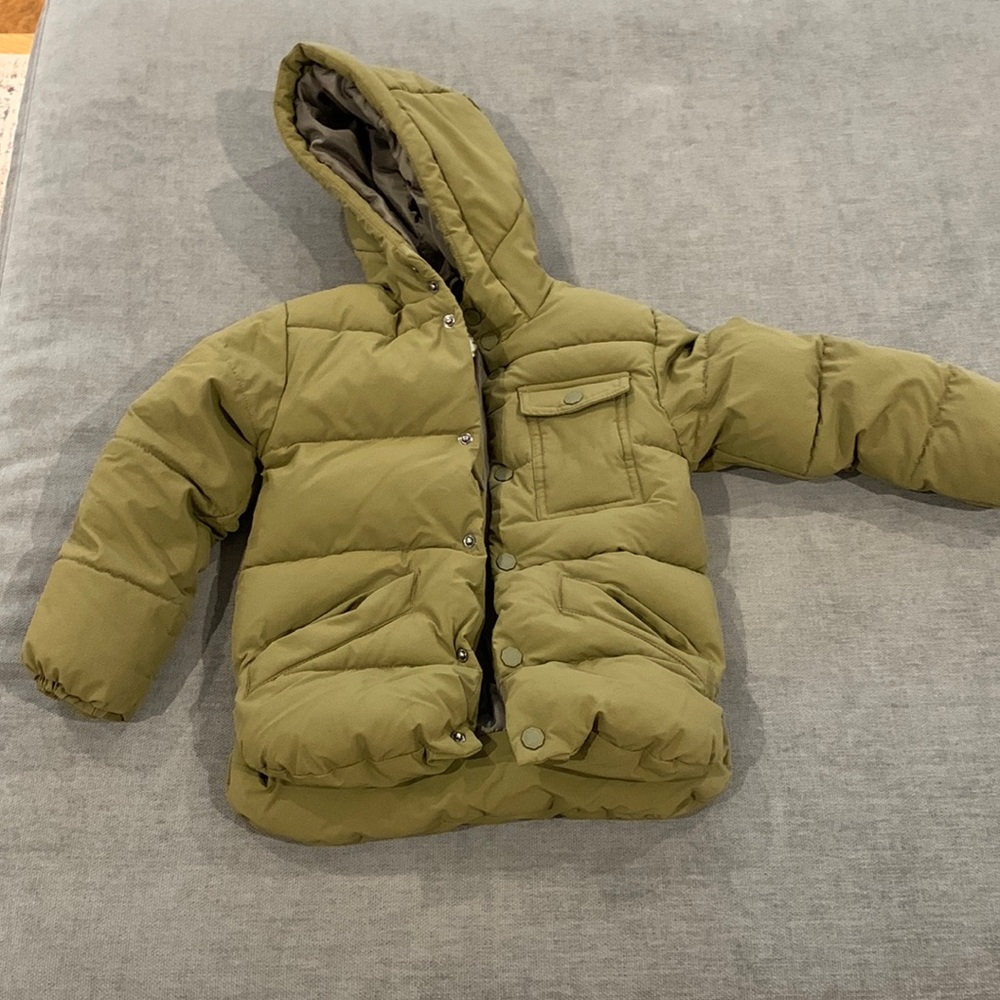 Zara puffer. Unisex.